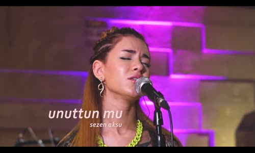 Feride Hilal Akın - Unuttun mu Beni ( Akustik )