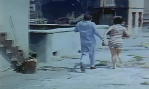 Mete İnselel  Şimdi Hep Beraber Diz Çökeceksiniz