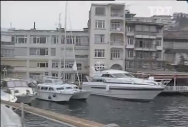 Bir Cumartesi Gecesi 15.Bölüm 2.Parça İzle