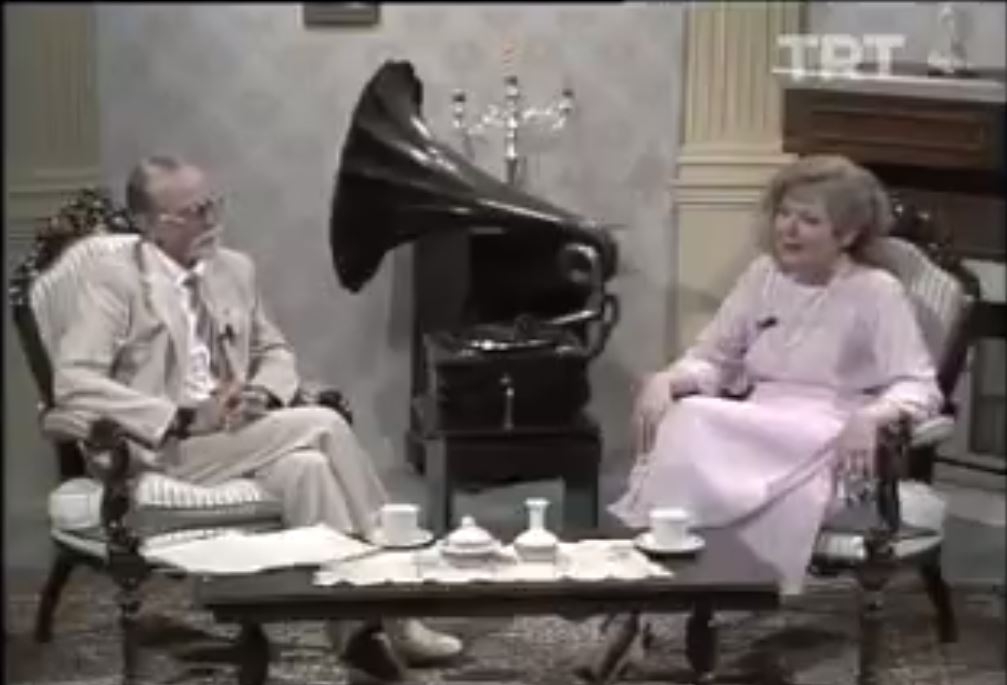 Nesrin Sipahi-Bir Dilbere Dil Düştü Ki Mahbub-u Dilimdir 