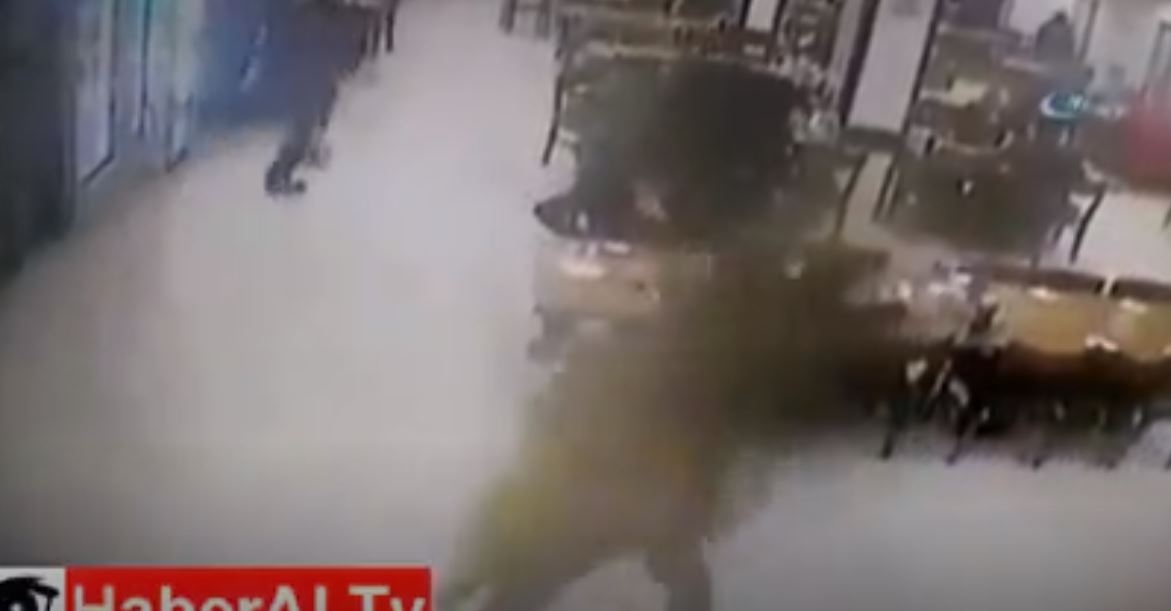 Bursa’daki Ünlü Restoranda Dehşet Anları Böyle Görüntülendi