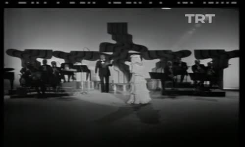 Gönül Yazar-Doymadım Sana Ağlarım Ah Ederek Yana Yana izle