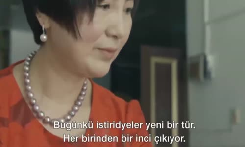 Canlı Yayında İstiridyeden İnci Çıkarıp Satarak Milyoner Oldu