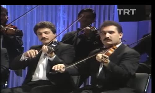 Yaşar Özel-Göz Göz Oldu Yüreğim O Hicran Yarasından