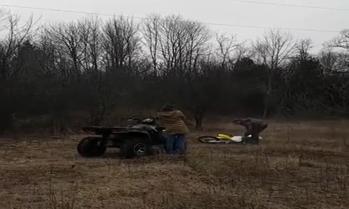 Motorsikletini Kız Arkadaşına Verdiğine Bin Pişman Olan Adam