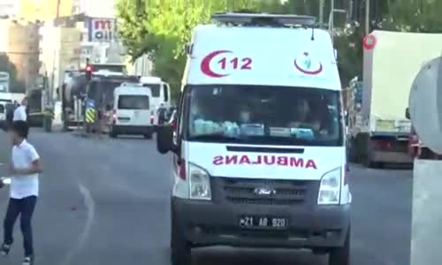 Diyarbakır'da pazar yeri kavgasında silahlar konuştu- 12 yaralı 