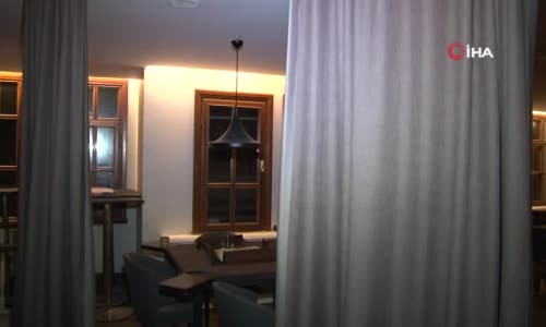 Bakırköy’de kafe olarak işletilen mekanın üst katları kumarhane çıktı 