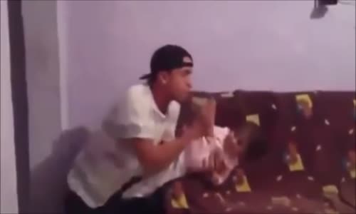 Bebekleri Babalara Bırakırsanız Olacağı Budur