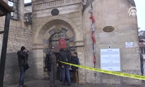 Roketin İsabet Ettiği Üç Asırlık Çalık Camisi 