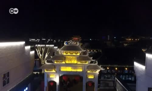 Çin Horoz yılını karşıladı