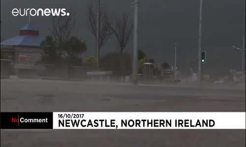 Ophelia Fırtınası Kuzey Avrupa'yı Etkisi Altına Aldı