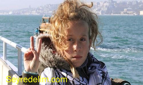 İsrail askerine meydan okuyan Filistinli kız gözaltında