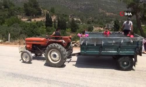 Korona traktör kasasını vatandaşa seyyar havuz yaptırdı 