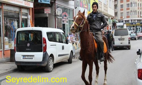 Trafik çilesine atlı çözüm