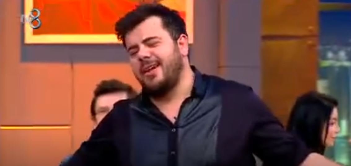 3 Adam-Suzan Kardeş Yarım Hava Çalsana Türküsüyle 