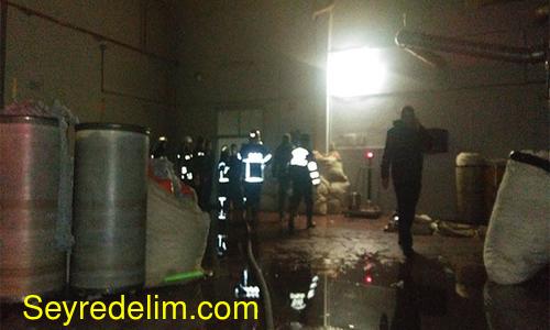 Yanan fabrikada faciayı otomatik söndürme sistemi önledi