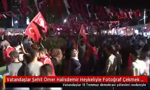 Binlerce vatandaş Şehit Halisdemir için kuyruğa girdi