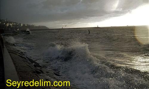 Marmara Denizi'nde lodos etkisi