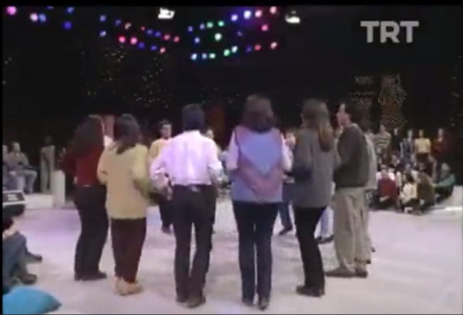 TRT Ankara Radyosu THM Gençlik Korosu-Saray Yolu İncedir 