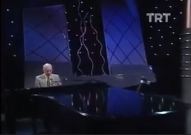 Şevket Uğurluer-Red Sails In The Sunset 