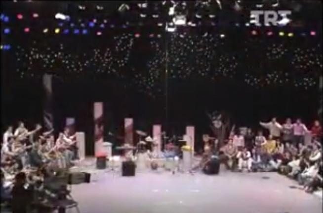 TRT Ankara Radyosu THM Gençlik Korosu-Eski Evin Merteği 