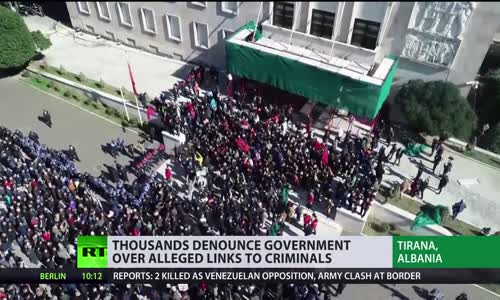 Arnavutluk Yanıyor: Binlerce kişi Tiran'da suçla bağlantısı olduğu iddiasına karşı protesto edildi
