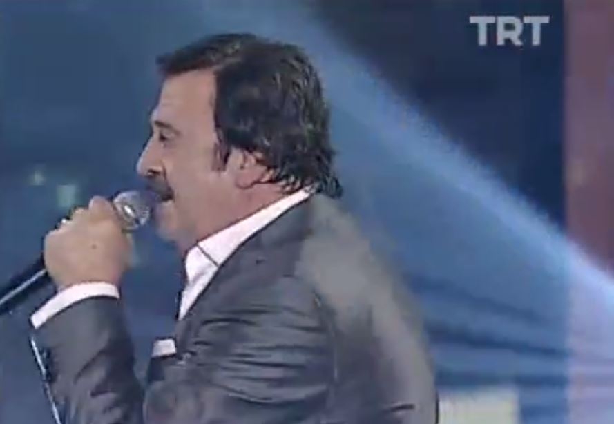 Selami Şahin-Alışmak Sevmekten Daha Zor İzle