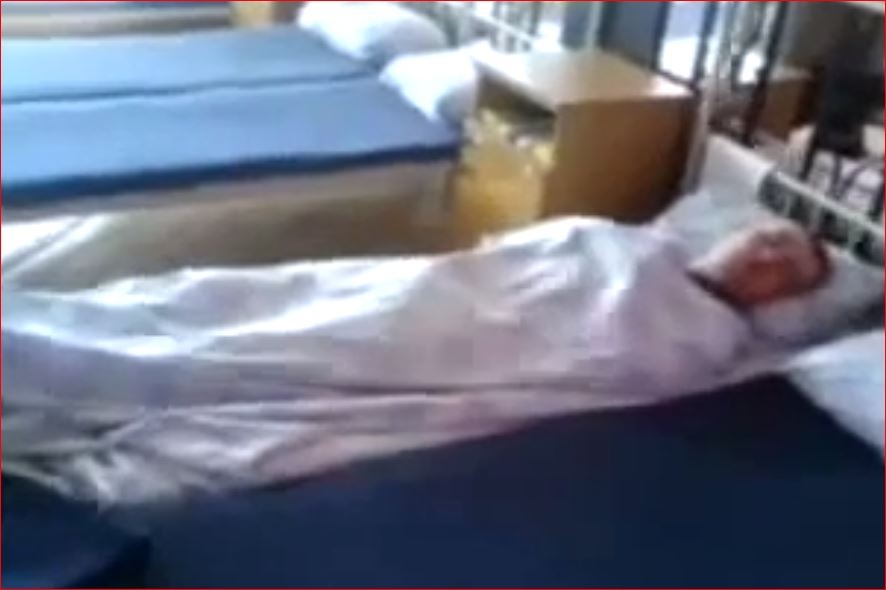 Uyuyan Askeri Uyandırmak