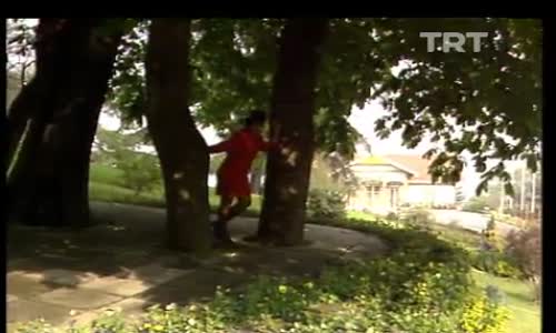 Ayşegül Aldinç-Bir Bahar Aşkısın izle