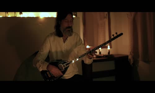 Taksim Trio - Naz Barı 