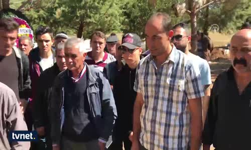 Emre Mor'un Acı Günü  Kendi Eliyle Toprağa Verdi