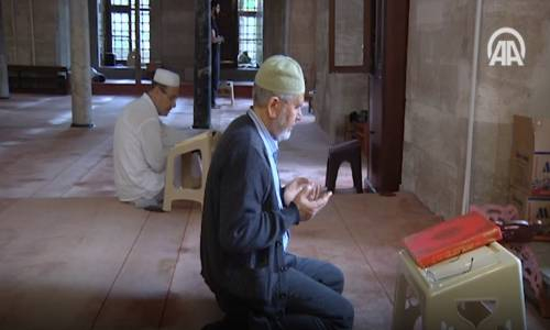 İtikaf İçin Camiye Kapandılar