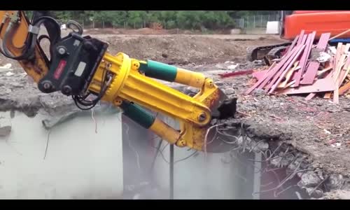 Binaları Kağıt Gibi Parçalayan Devasa Makina
