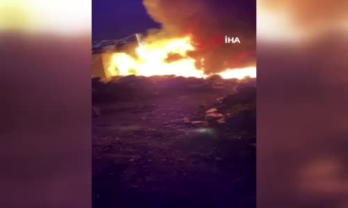 Palet deposu alev alev yandı 