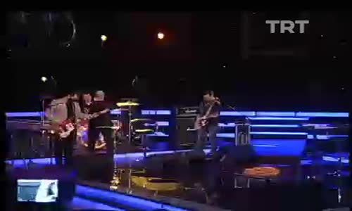 Gripin-Komşu Kızı izle 