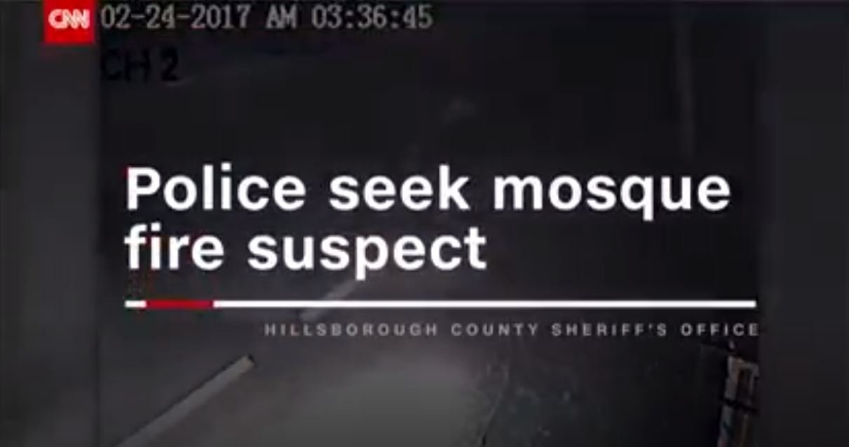 Abd, Camiyi Aleve Veren Adamın Video Görtüntüsü