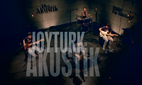 Pinhani  Yalan Dünya