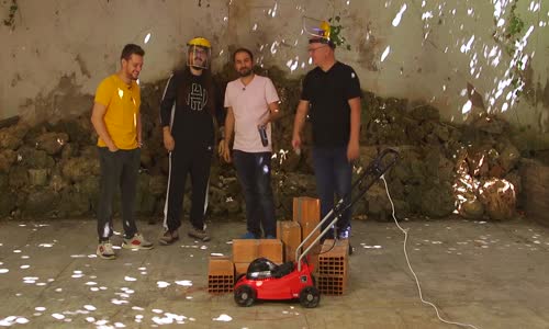 Çim Biçme Makinesine Bilgisayar Attık Biçebildi Mi