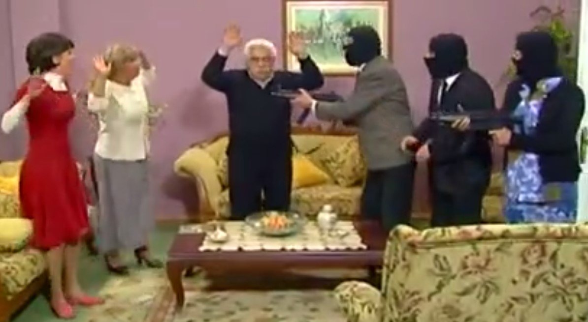 Olacak O Kadar Saraydan Kız Kaçırma