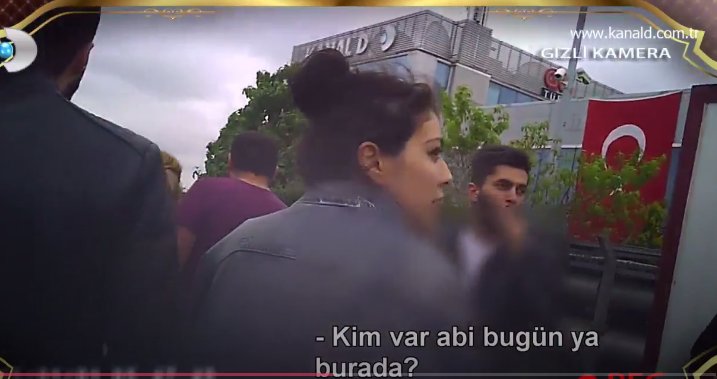 Beyaz Show- Konuklar Seyircileri Gizli Kameraya Aldı!