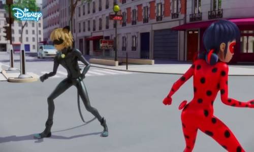 Mucize Uğur Böceği İle Kara Kedi - Chloe Aslında İyi Biri