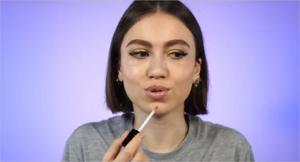 Duygu Özaslan Nefret Ettiğim Ürünlerle Makyaj