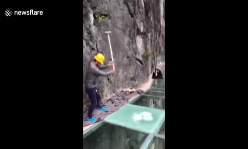 Cam Köprüde Yapılan Balyozlu Ve Tepinmeli Test