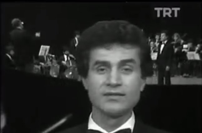 Zekai Tunca-Aklımı Yellere Verdim