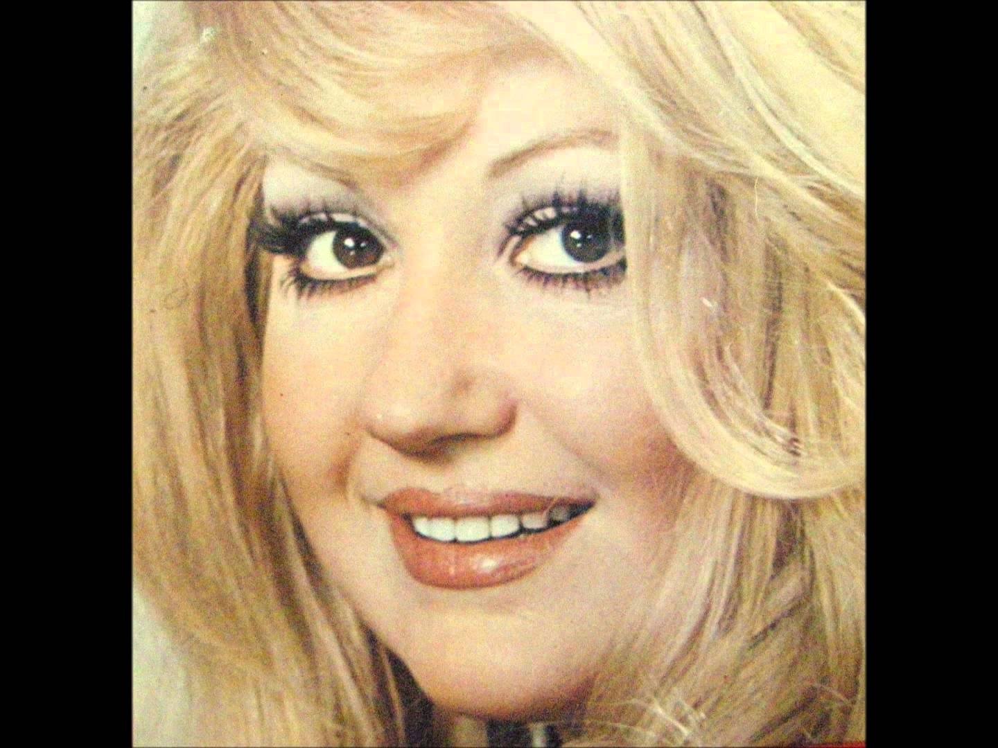 Gönül Akkor   Böyle Gelmiş Böyle Geçer Dünya