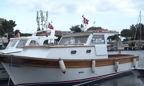 Sezen Aksu - Karşıyım (Official Video) 