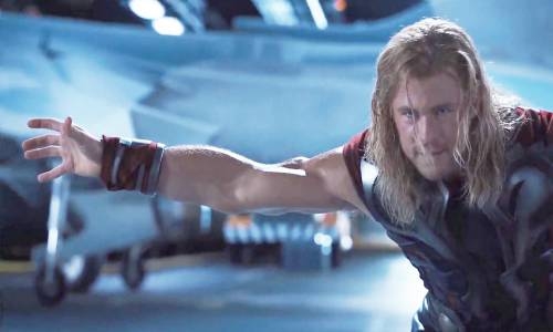 Yenilmezler - Thor vs Hulk Dövüşü