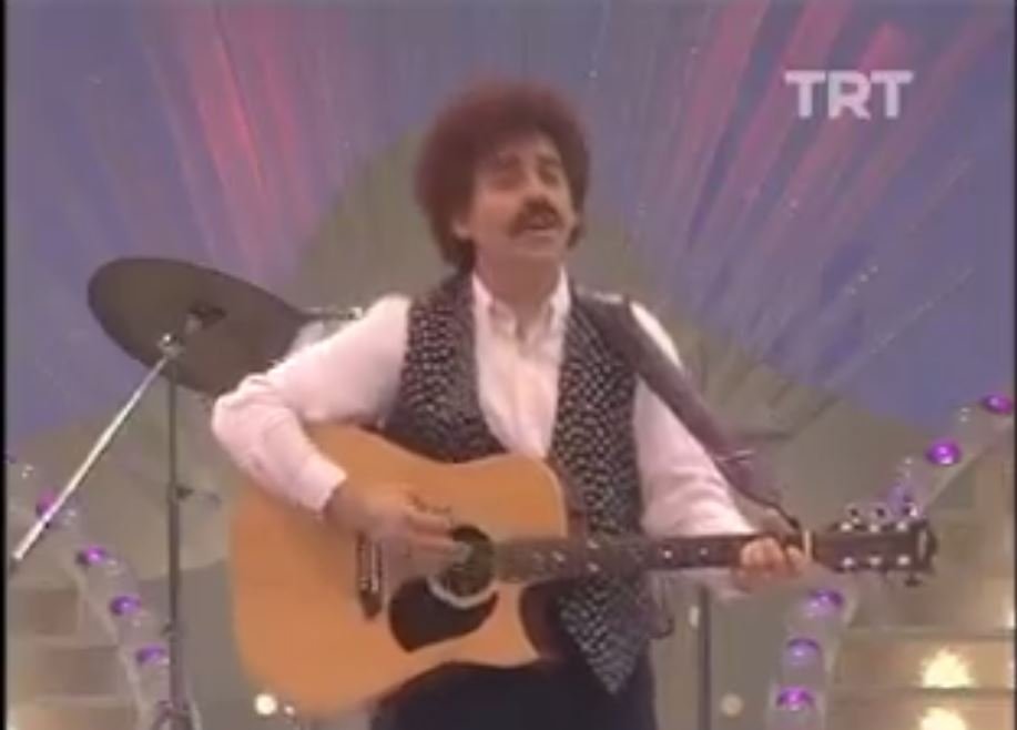 Yeni Türkü-Deliler