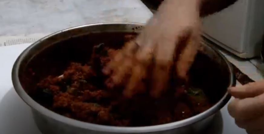 Lezzetli Etsiz Çiğ Köfte Nasıl Yapılır - Püf Noktaları İle Birlikte