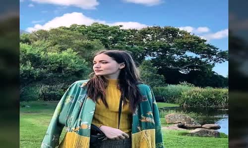 Fahriye Evcen Yeni Fotoğraflarını Paylaştı